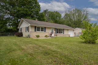 2610 E Hill Road, Beloit, WI 53511