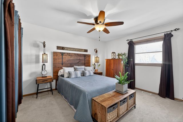 1007 Leawood Drive, Joliet, IL 60431