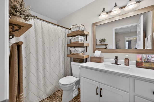 1007 Leawood Drive, Joliet, IL 60431