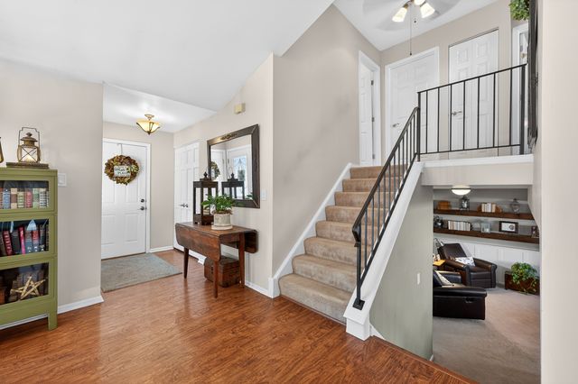 1007 Leawood Drive, Joliet, IL 60431