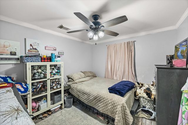 8822 Koala Drive, Houston, TX 77061