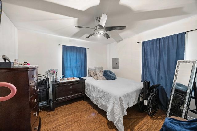 8822 Koala Drive, Houston, TX 77061