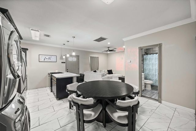 8822 Koala Drive, Houston, TX 77061