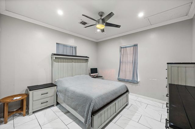 8822 Koala Drive, Houston, TX 77061
