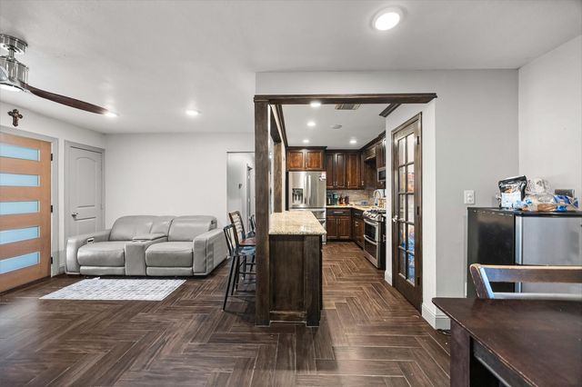 8822 Koala Drive, Houston, TX 77061