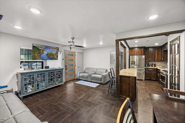 8822 Koala Drive, Houston, TX 77061