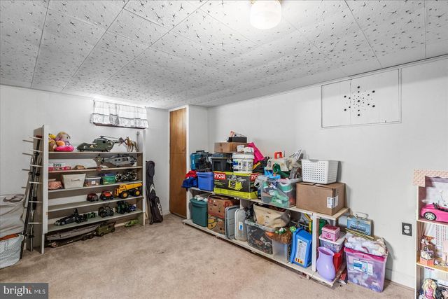 226 DILLER RD, Hanover, PA 17331