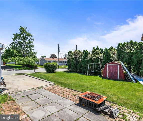 226 DILLER RD, Hanover, PA 17331