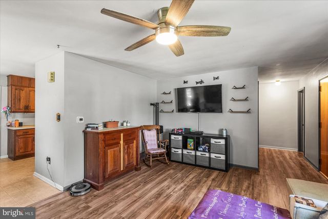 226 DILLER RD, Hanover, PA 17331