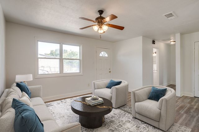 4713 Breezy Hill Street, Midlothian, TX 76065
