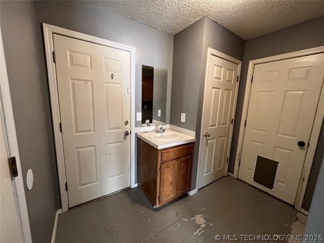 911 N Ponca Drive, Cleveland, OK 74020