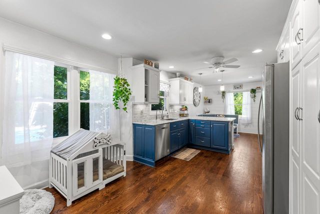 777 Pine DRIVE, West Bend, WI 53095