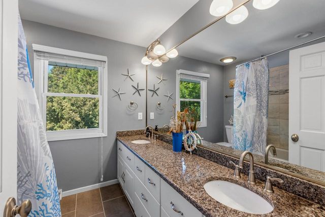 777 Pine DRIVE, West Bend, WI 53095