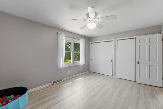 777 Pine DRIVE, West Bend, WI 53095