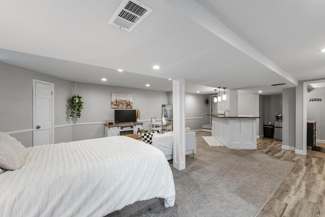 777 Pine DRIVE, West Bend, WI 53095