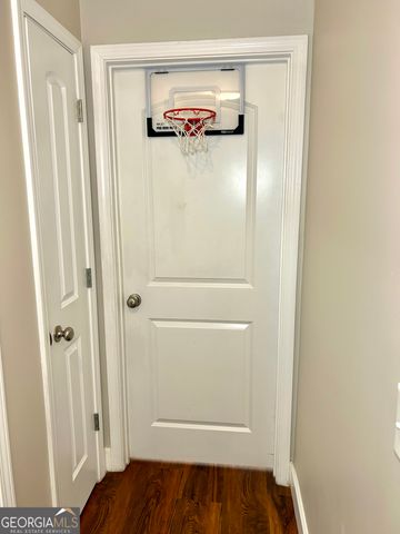 211 Twinn Lakes Drive, Baxley, GA 31513