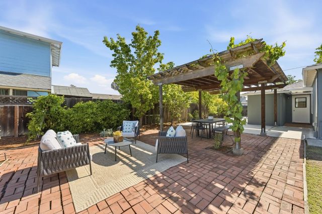 410 Wilton Avenue, Palo Alto, CA 94306