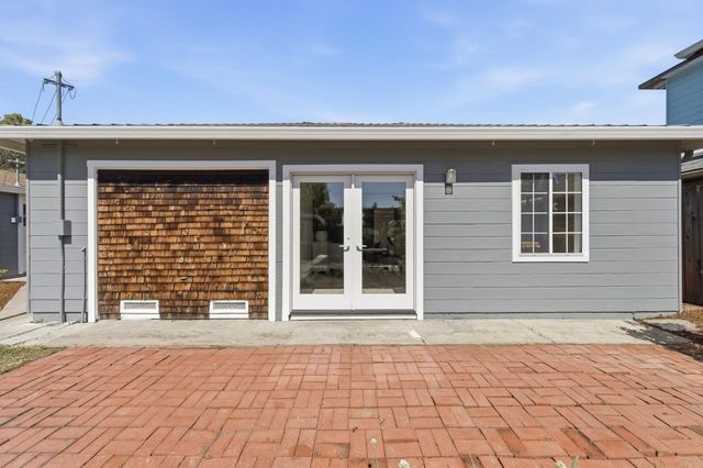 410 Wilton Avenue, Palo Alto, CA 94306