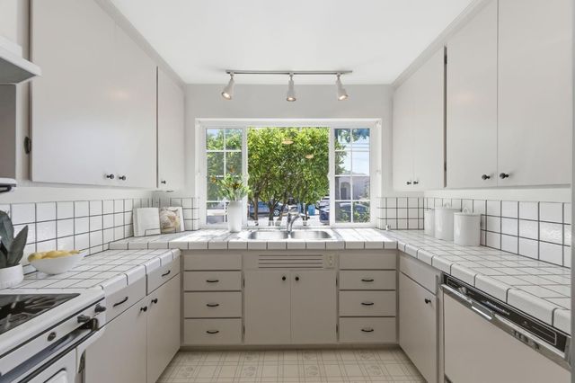 410 Wilton Avenue, Palo Alto, CA 94306