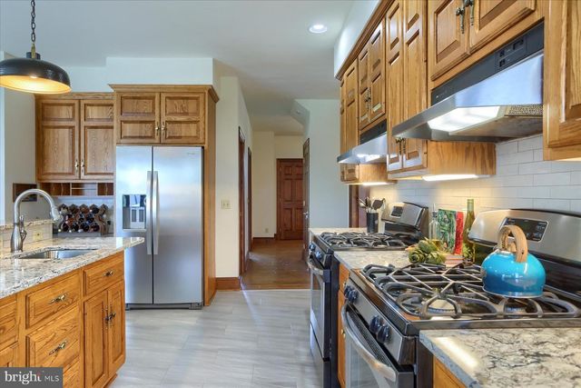 324 W ORCHARD DR, Palmyra, PA 17078