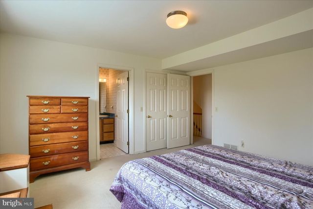 324 W ORCHARD DR, Palmyra, PA 17078