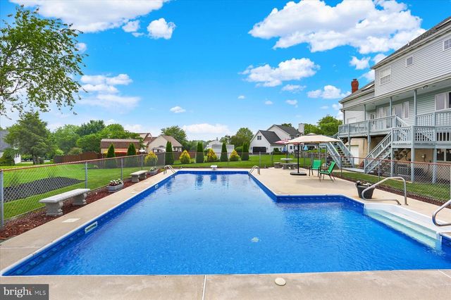 324 W ORCHARD DR, Palmyra, PA 17078