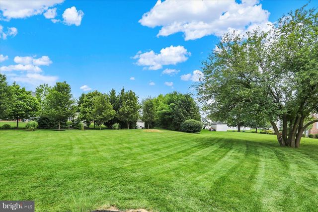 324 W ORCHARD DR, Palmyra, PA 17078