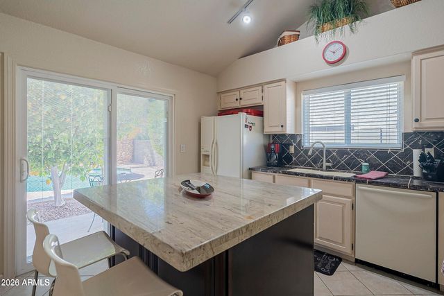11055 E CLINTON Street, Scottsdale, AZ 85259
