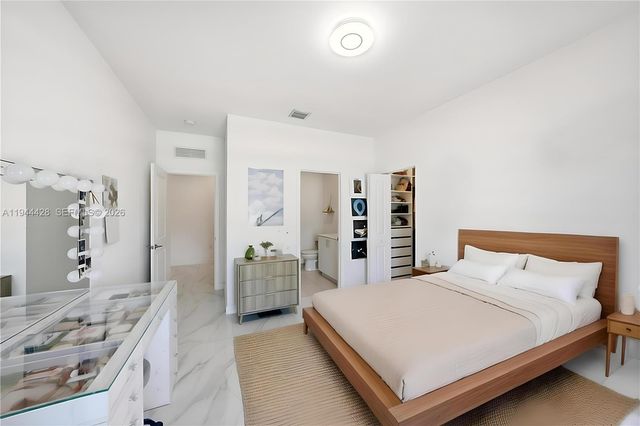 19080 SW 133RD CT, Miami, FL 33177