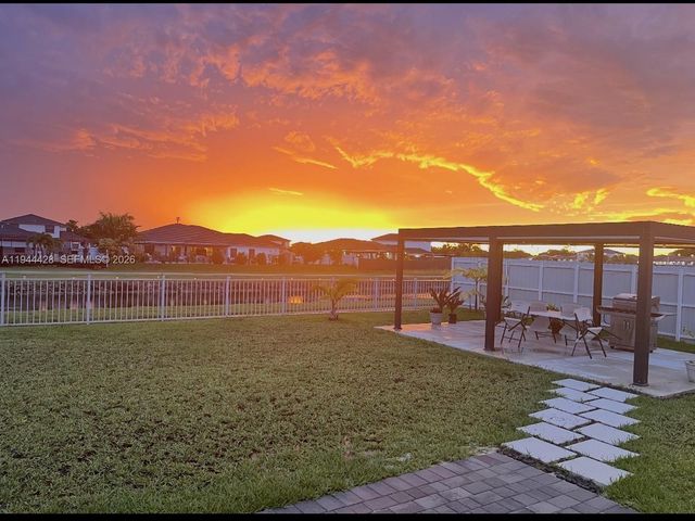 19080 SW 133RD CT, Miami, FL 33177