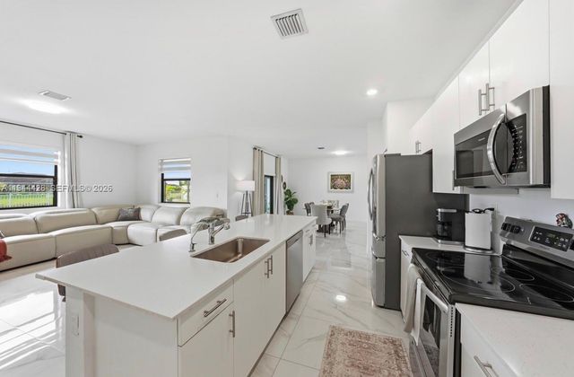 19080 SW 133RD CT, Miami, FL 33177