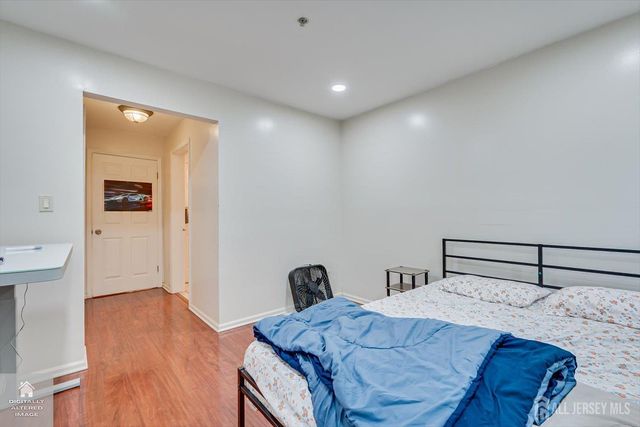 525 Waterford Drive, Edison, NJ 08817