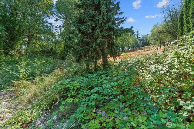 12455 NE 173rd Place, Woodinville, WA 98072