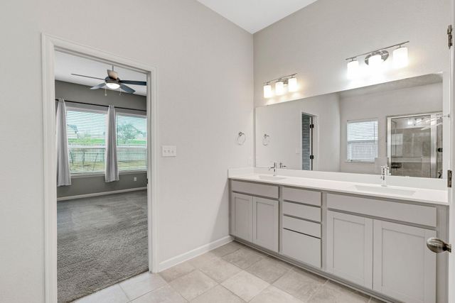 104 Joseph Hawkins LN, Bastrop, TX 78602