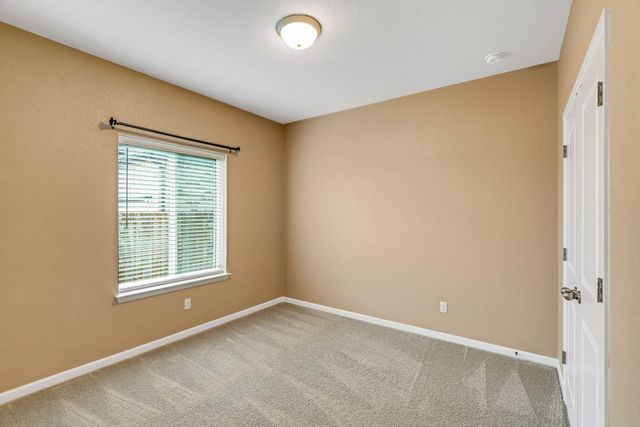 104 Joseph Hawkins LN, Bastrop, TX 78602