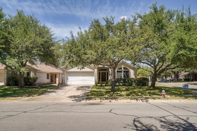900 Fenway Park CT, Round Rock, TX 78665