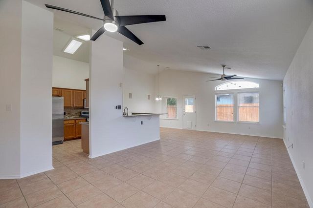 900 Fenway Park CT, Round Rock, TX 78665