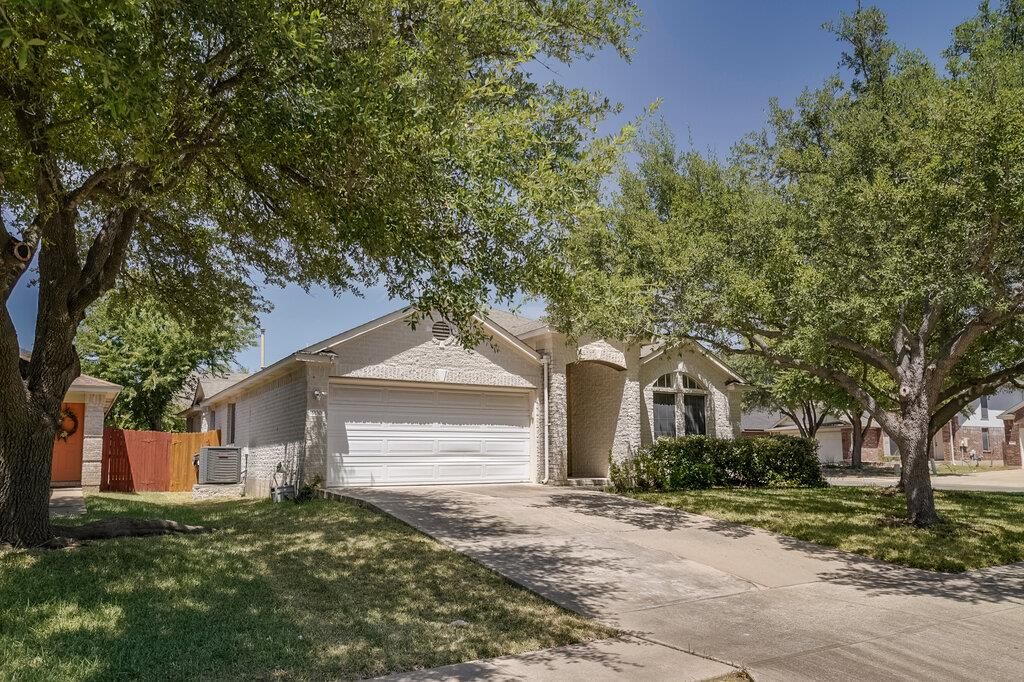 900 Fenway Park CT, Round Rock, TX 78665