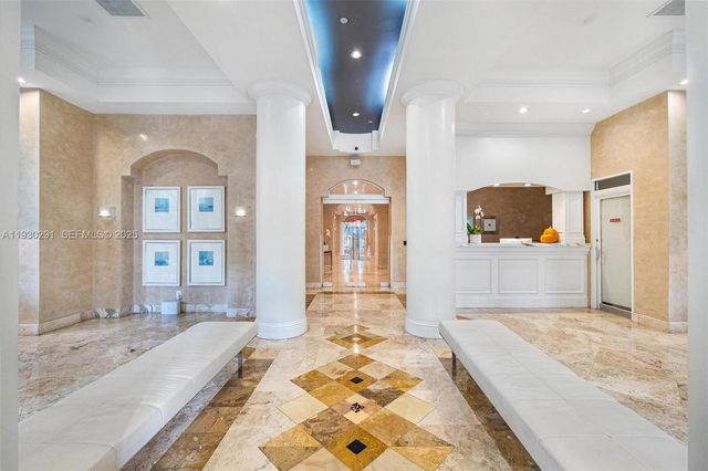 770 Claughton Island Dr 503, Miami, FL 33131