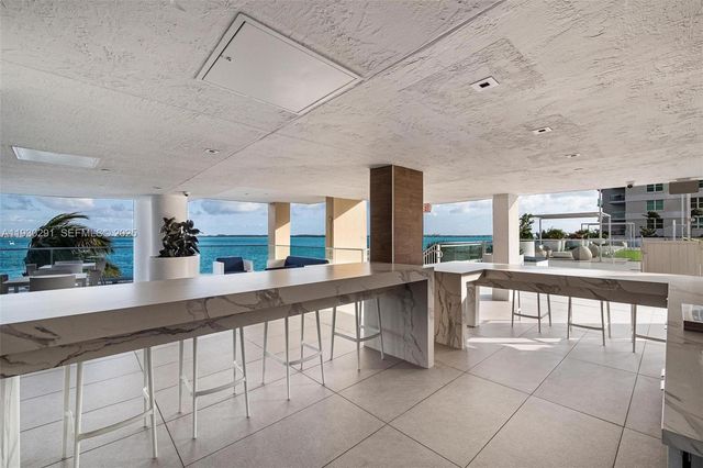 770 Claughton Island Dr 503, Miami, FL 33131