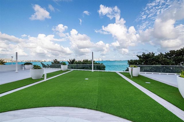 770 Claughton Island Dr 503, Miami, FL 33131