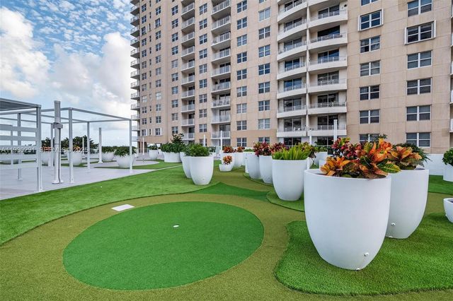 770 Claughton Island Dr 503, Miami, FL 33131