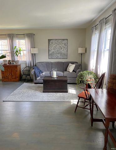 1830 Oak Street, Linton, IN 47441