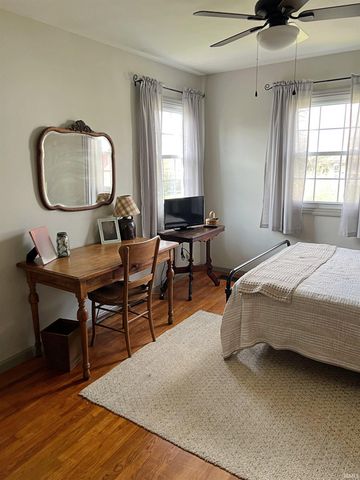 1830 Oak Street, Linton, IN 47441