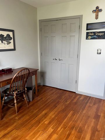 1830 Oak Street, Linton, IN 47441