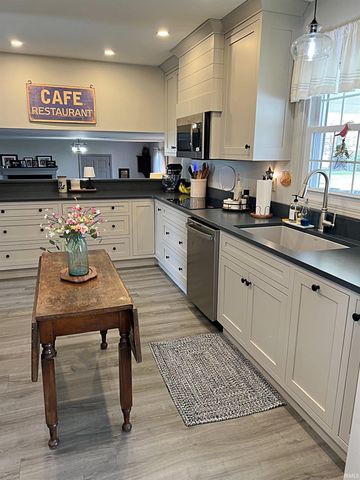 1830 Oak Street, Linton, IN 47441