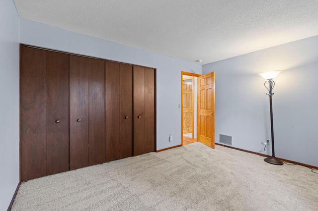2483 Hidden Valley Lane, Stillwater, MN 55082