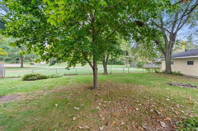 2483 Hidden Valley Lane, Stillwater, MN 55082