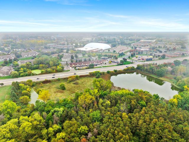 2483 Hidden Valley Lane, Stillwater, MN 55082