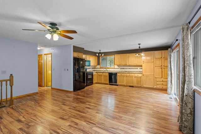 2483 Hidden Valley Lane, Stillwater, MN 55082